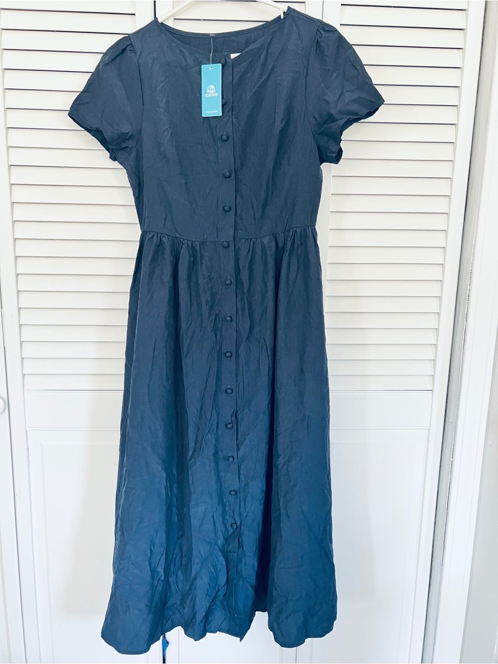 NWT size small Cupshe Navy Button-Front Midi Dress